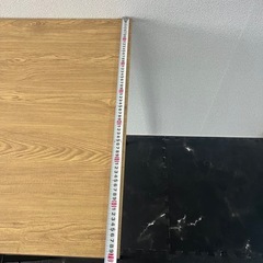 ダイニングテーブル　椅子一脚の画像