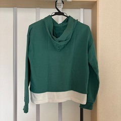 【美品】パーカー　160cmの画像