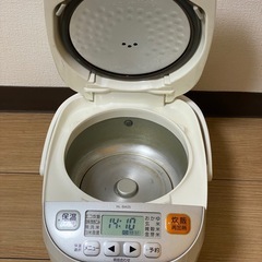 炊飯器 NL-BA05 ホワイト/グレーの画像