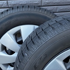 スタッドレスタイヤホイールセット　4本　バリ溝の画像