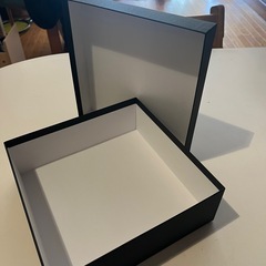 ギフトボックス黒の画像