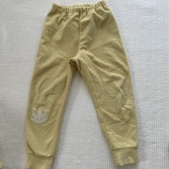 GU キッズ　パジャマ　120 ピカチュウの画像