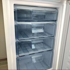 アイリスオーヤマ冷凍庫　85リットル　2021年製の画像