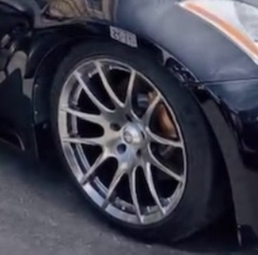 決まりました！18インチタイヤホイールセット 4本セット