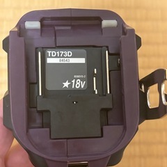 美品　マキタ　インパクトドライバーTD173Dパープルの画像