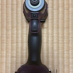 美品　マキタ　インパクトドライバーTD173Dパープルの画像