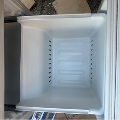 YAMADA ノンフロン冷凍冷蔵庫 YRZ-F15G1の画像