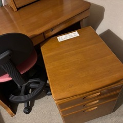 勉強机　椅子付きの画像