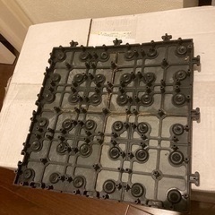 屋外用ジョイントタイル 　 デザインタイル ハイクオリティタイル　はめこみ式 ベランダタイル　陶器製　グレー系の画像