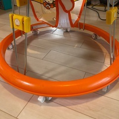 美品　ミッフィー 歩行器　折りたたみ可能の画像