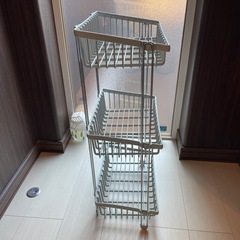 3段ワゴン　キャスター無しの画像