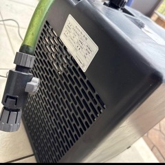 冷却機能付きクーラー 黒の画像