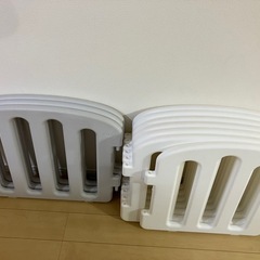 オプションでドア付き iFamベビーサークル の画像