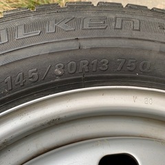 スタッドレスタイヤマルチホイール2本のみ　145/80r13の画像