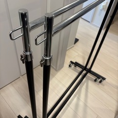 衣類ラックの画像