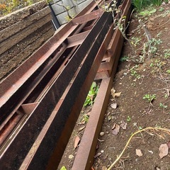 【お譲りのかた決まりました】鉄の枠　サビありの画像