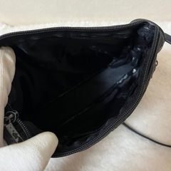 シンプル ショルダーバッグ 黒ショルダーバッグ 肩掛けの画像