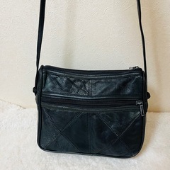 シンプル ショルダーバッグ 黒ショルダーバッグ 肩掛けの画像