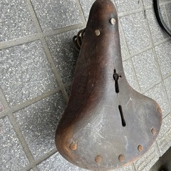 アンティーク　　サドルの画像