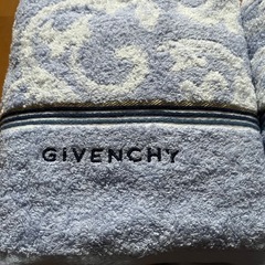 ジバンシィ　タオルセットの画像