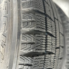 215.55.17スタッドレスタイヤの画像