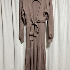 ニットワンピースの画像