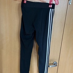 adidas ブラック レギンス JOTの画像
