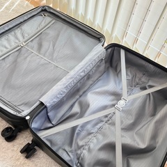 amazon アマゾン　ベーシック　キャリーケース　 スーツケース 大型 ファスナータイプ ブラックの画像