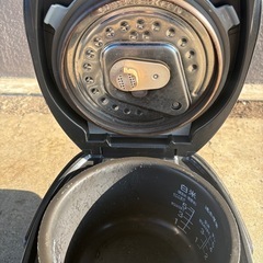 三菱 圧力IH炊飯器 5.5合 NJ-UE10／簡易清掃済みの画像