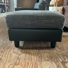 一度座ると立ち上がれない🤭座り心地抜群❗️ソファ🛋️オットマン正方形ツートンカラー1人掛けソファカウチソファインテリア家具グレー•黒の画像