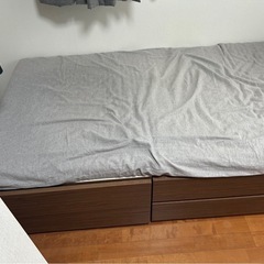 ニトリ収納付き木製シングルベットフレームとシングルマットレスセットの画像