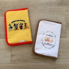 セリア ディズニー ファスナーケースの画像