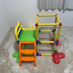 室内滑り台 ジャングルジムの画像