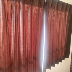 カーテン(ブラウン)の画像
