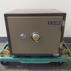 △ EIKO エーコー とびら付き耐火金庫 ダイヤル式金庫 耐火金庫 金庫 JIS S 1037 昭和57年製 鍵/解除番号ありの画像
