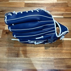 横浜DNAベイスターズ　ファンクラブ特典　外野用グローブの画像