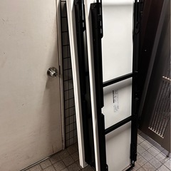 折りたたみ長机4つセット　作業机　白　長机　オフィス家具の画像