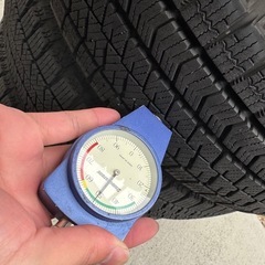 155/65R14冬タイヤスタッドレスタイヤの画像