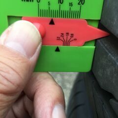 現行シエンタ　トヨタ純正ホイール夏タイヤ4本セット　バリ溝　9分山位　ナット付きの画像