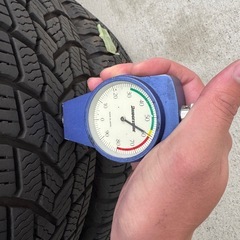 155/65R14冬タイヤスタッドレスタイヤの画像