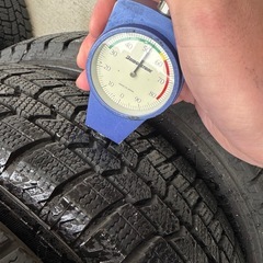 155/65R14冬タイヤスタッドレスタイヤの画像
