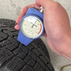 155/65R14冬タイヤスタッドレスタイヤの画像
