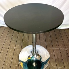 【A142】丸テーブル 昇降式 バーカウンター インテリア用品の画像