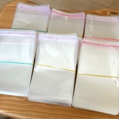 新品 厚手の透明OPP袋 テープ付ギフト包装梱包用 まとめ売り ラッピングの画像