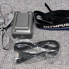 OLYMPUS OM-D E-M10 Mark II ダブルズームキット　　　の画像