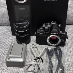 OLYMPUS OM-D E-M10 Mark II ダブルズームキット　　　の画像