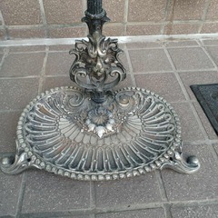 傘立て［お洒落・鋳物風・アンティーク調］の画像