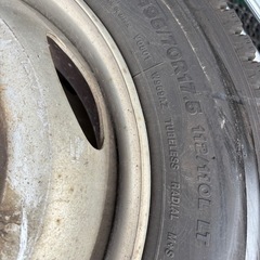 タイヤ6本セットの画像