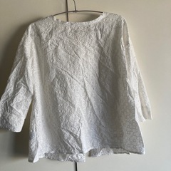 ブラウス　白の画像
