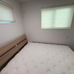★クイーンベッド・マットレス付き★の画像